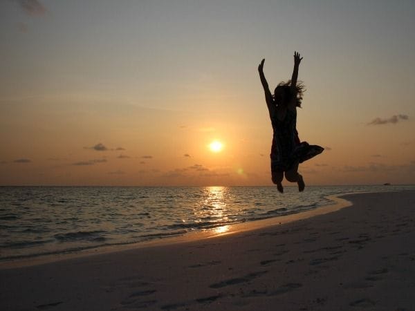 anochecer en la playa