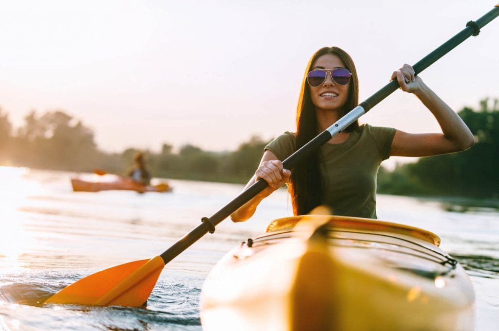 woman kayaking 1024x681