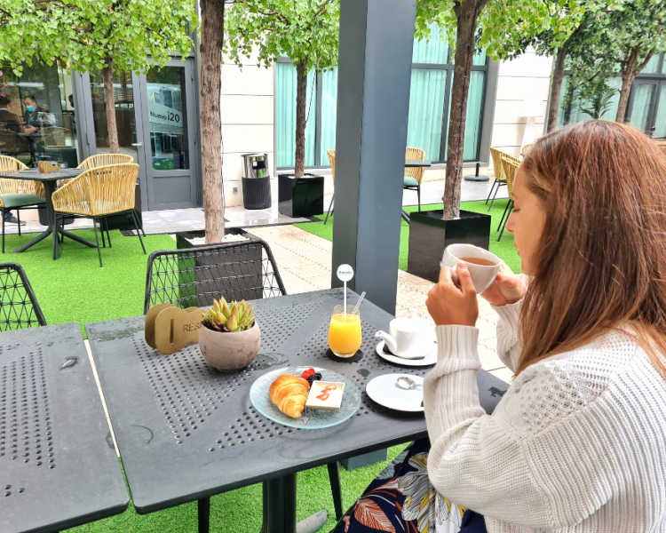 Desayuno Hotel Barceló Imagine Madrid
