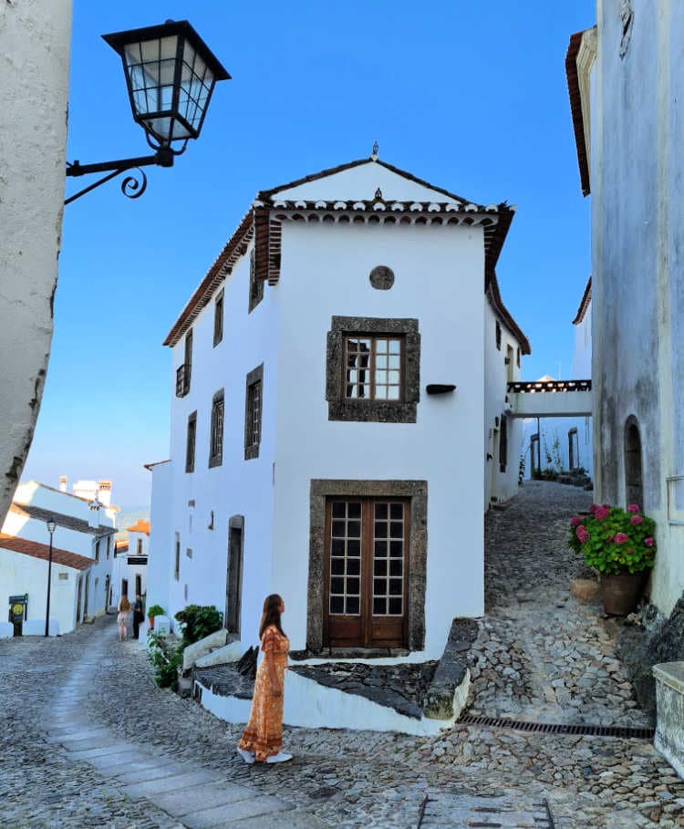Calles del pueblo de Marvão