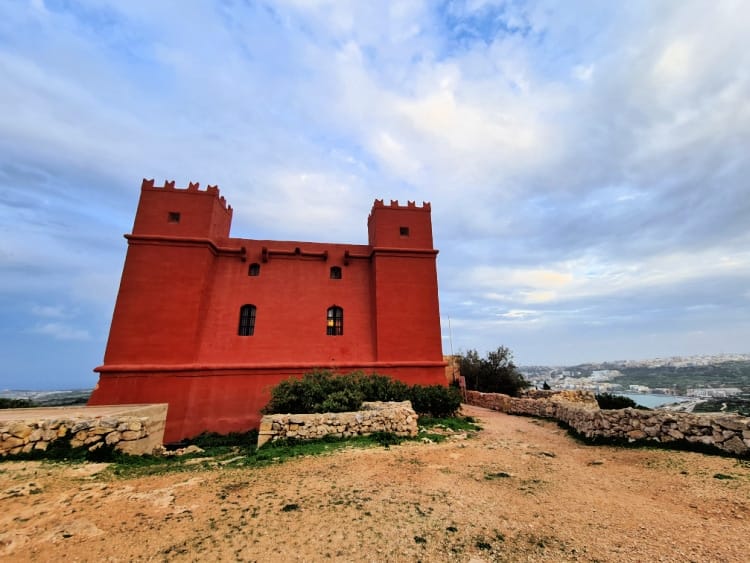 Torre Roja Malta
