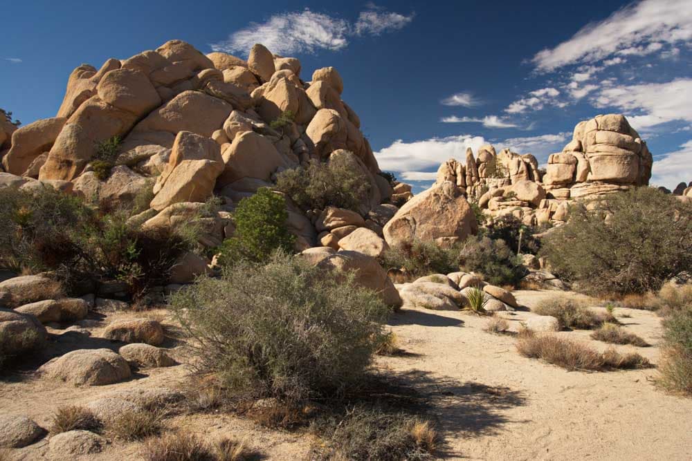 rock formation hidden valley joshua tree national park california