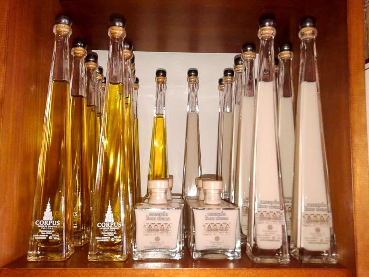 Licor de tomillo de Toledo