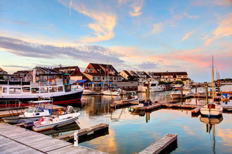 salem scenic waterfront views