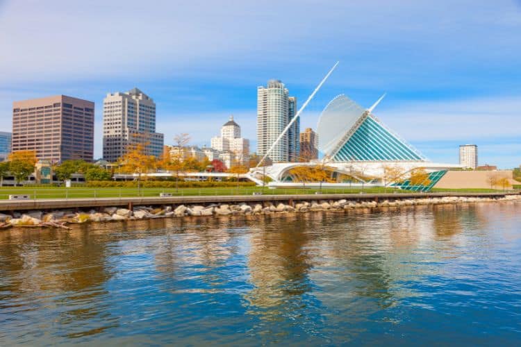 Milwaukee Skyline 1