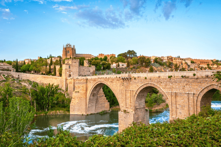 Puente en Toledo Espana