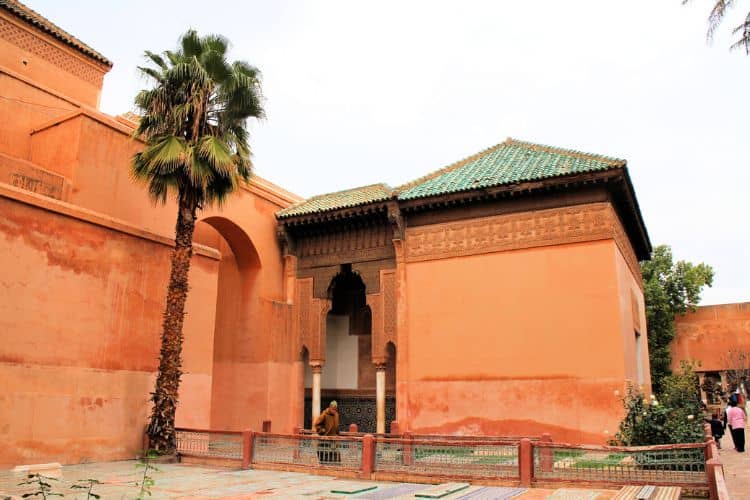 Las Tumbas Saadies son una maravilla que ver en Marrakech