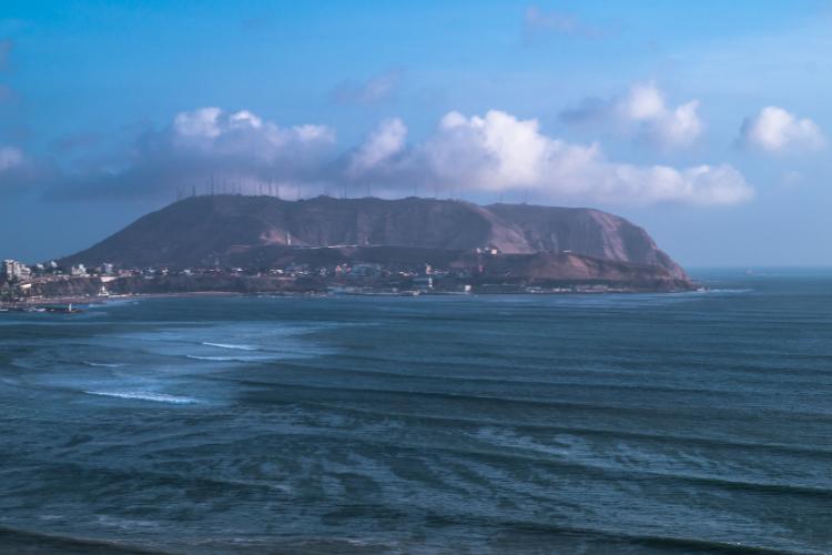 Vistas del Morro Solar un conjunto de cerros del distrito de Chorrillos al sur de la ciudad de Lima