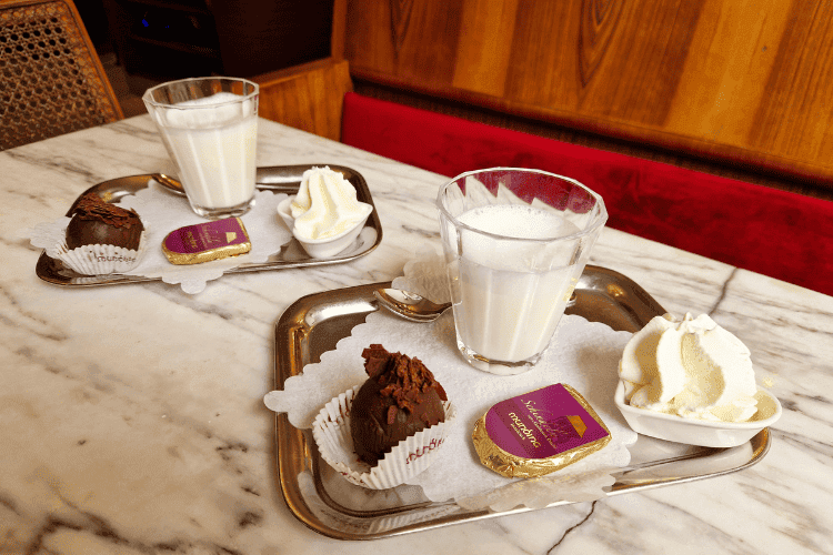 El mejor Chocolate caliente de Innsbruck en el Cafe Munding