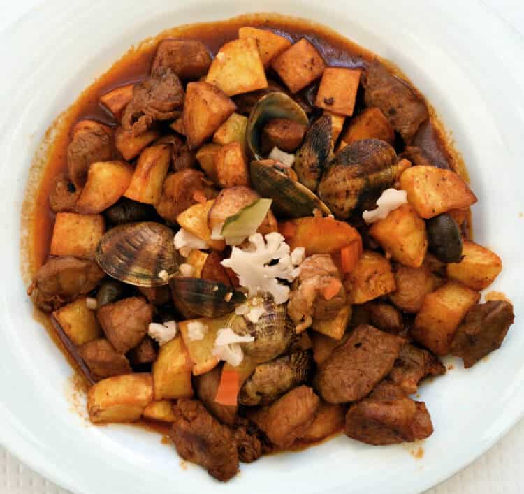 Plato tipico Cerdo a la alentejana