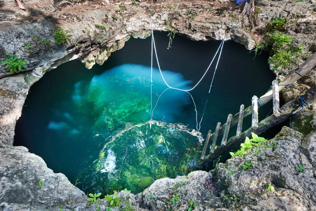 Cenote calavera tulum 1024x683